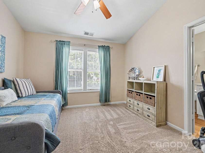 5338 Silabert Avenue, Charlotte, NC 28205.  MLS# CAR4399038, YatesRealty ID 37739. Second bedroom can be multi-purpose. You choose!
