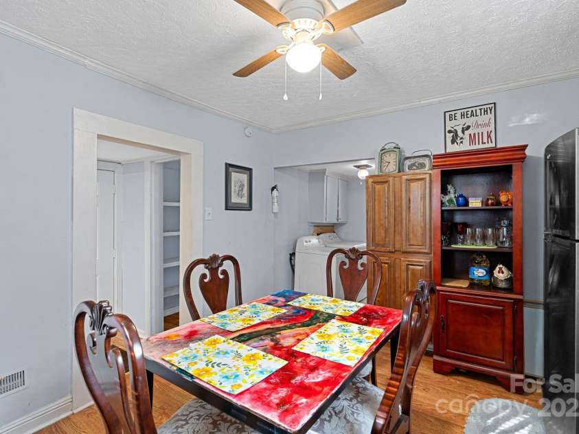 900 Alma Avenue, Kannapolis, NC 28081.  MLS# CAR4184002, YatesRealty ID 3774. 