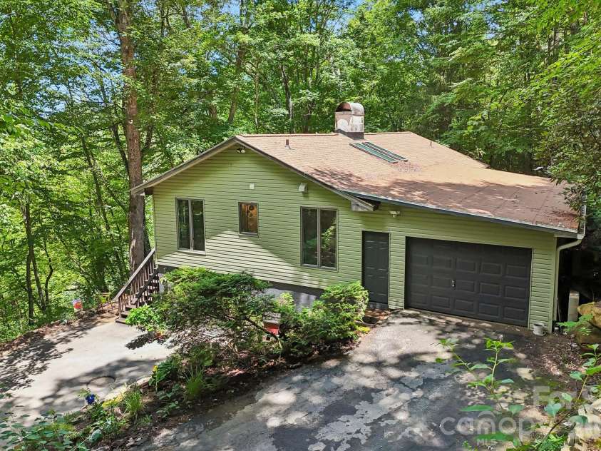 637 Cascade Lake Road, Pisgah Forest, NC 28768.  MLS# CAR4404982, YatesRealty ID 37740. 