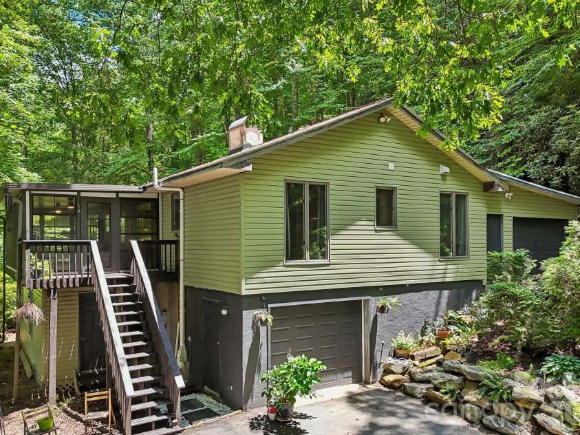 637 Cascade Lake Road, Pisgah Forest, NC 28768.  MLS# CAR4404982, YatesRealty ID 37740. 