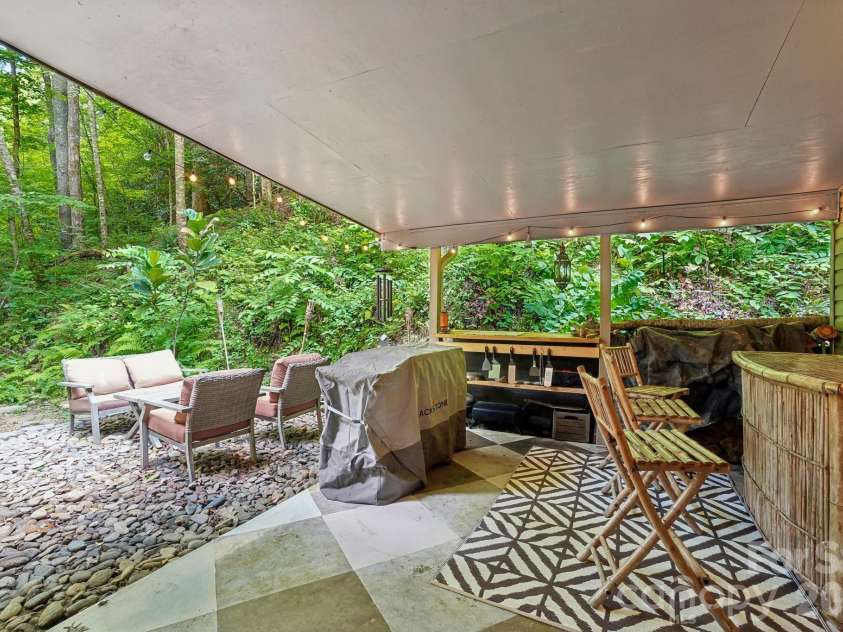637 Cascade Lake Road, Pisgah Forest, NC 28768.  MLS# CAR4404982, YatesRealty ID 37740. 