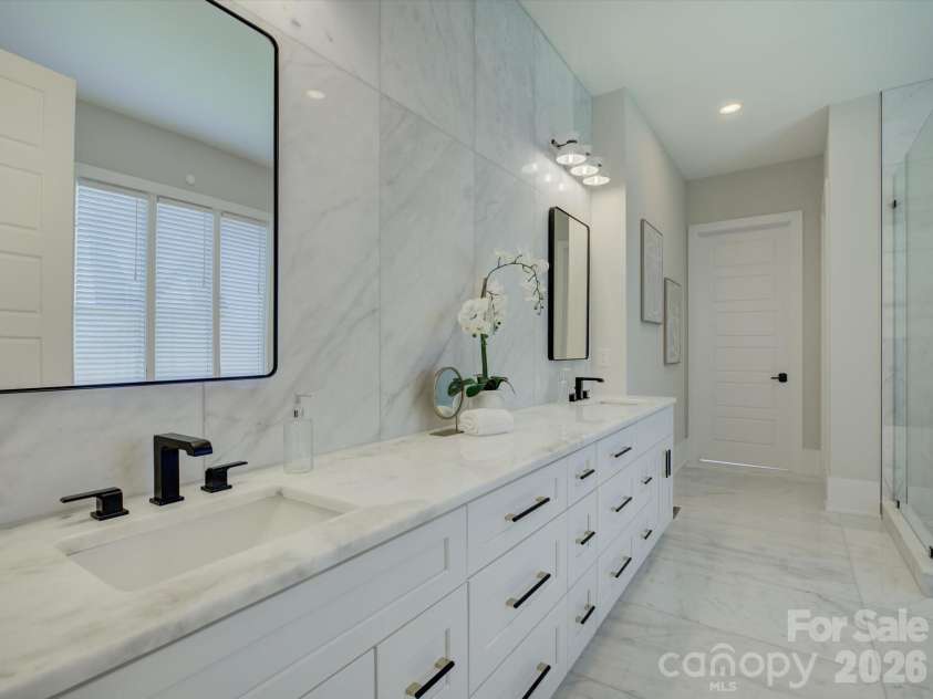 1016 Sherringham Way, Waxhaw, NC 28173.  MLS# CAR4393458, YatesRealty ID 37742. 