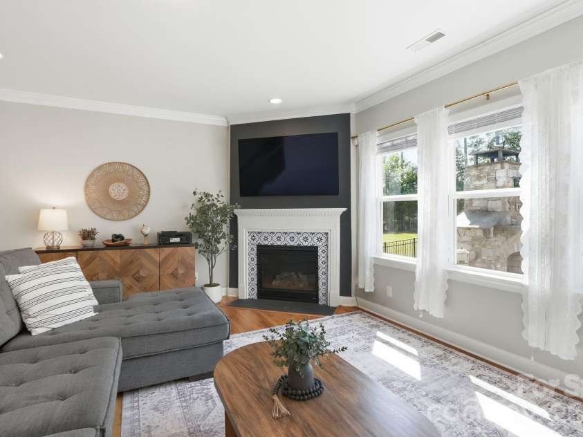 10420 Daufuskie Drive, Charlotte, NC 28278.  MLS# CAR4394078, YatesRealty ID 37744. 
