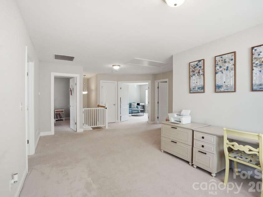 10420 Daufuskie Drive, Charlotte, NC 28278.  MLS# CAR4394078, YatesRealty ID 37744. 
