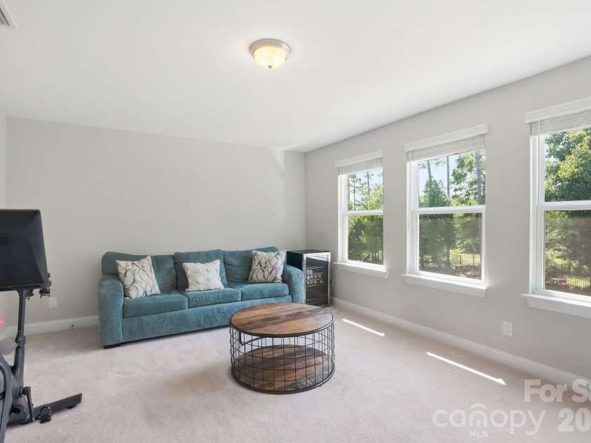 10420 Daufuskie Drive, Charlotte, NC 28278.  MLS# CAR4394078, YatesRealty ID 37744. 