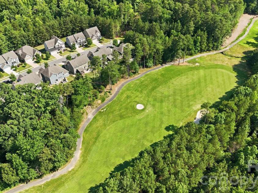 10420 Daufuskie Drive, Charlotte, NC 28278.  MLS# CAR4394078, YatesRealty ID 37744. 