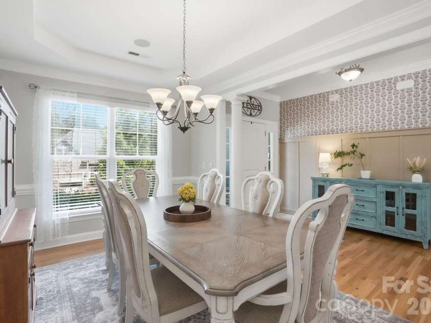 10420 Daufuskie Drive, Charlotte, NC 28278.  MLS# CAR4394078, YatesRealty ID 37744. Dining room
