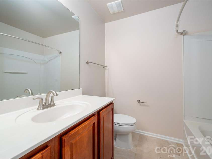 4815 Grier Farm Lane, Charlotte, NC 28270.  MLS# CAR4397609, YatesRealty ID 37745. 