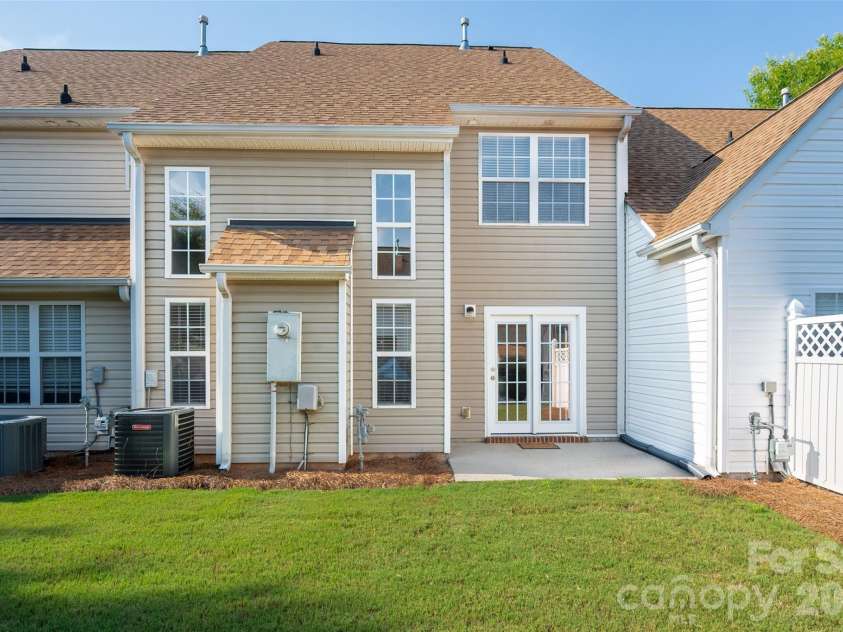 4815 Grier Farm Lane, Charlotte, NC 28270.  MLS# CAR4397609, YatesRealty ID 37745. 