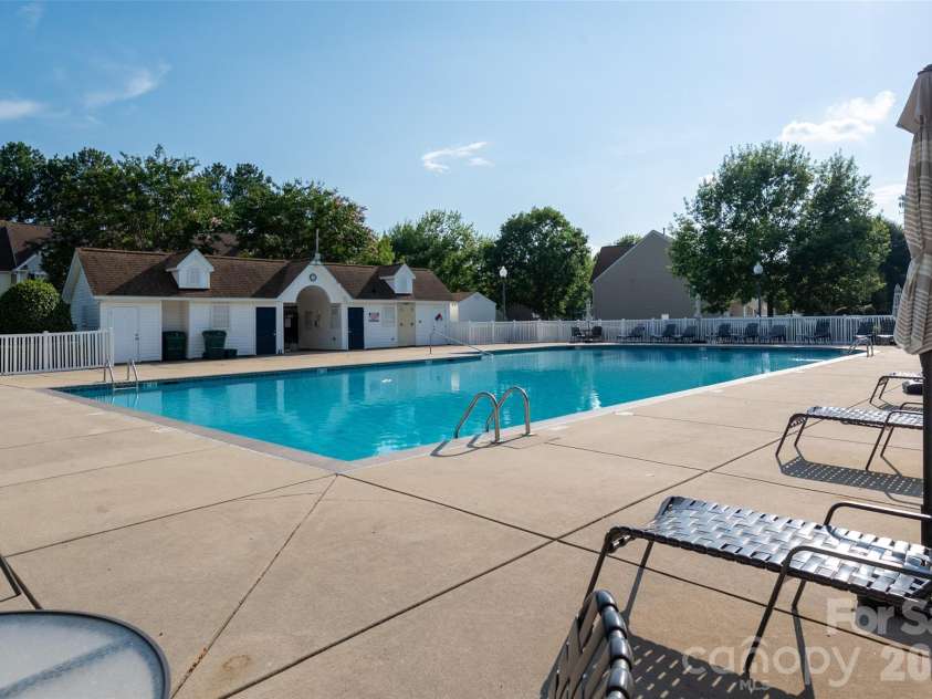 4815 Grier Farm Lane, Charlotte, NC 28270.  MLS# CAR4397609, YatesRealty ID 37745. 