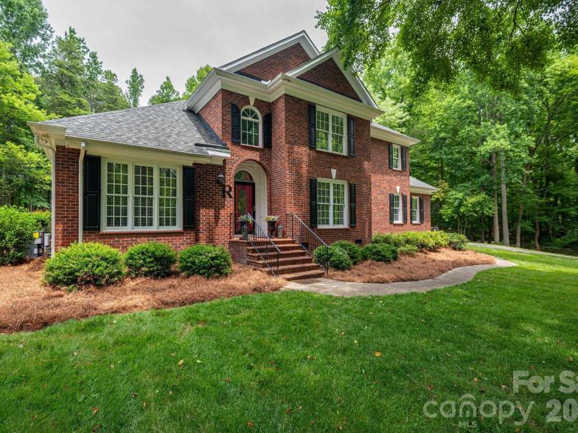 1259 Dorchester Road, Gastonia, NC 28056.  MLS# CAR4397165, YatesRealty ID 37746. 