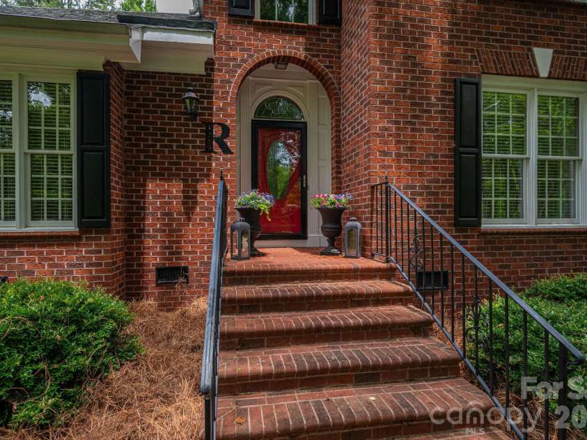 1259 Dorchester Road, Gastonia, NC 28056.  MLS# CAR4397165, YatesRealty ID 37746. 