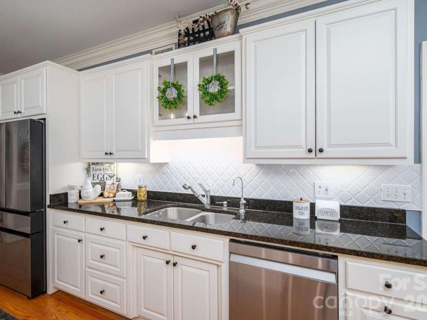 1259 Dorchester Road, Gastonia, NC 28056.  MLS# CAR4397165, YatesRealty ID 37746. 