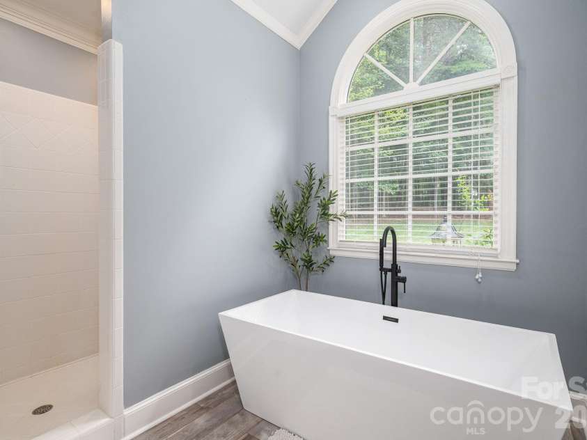 1259 Dorchester Road, Gastonia, NC 28056.  MLS# CAR4397165, YatesRealty ID 37746. 