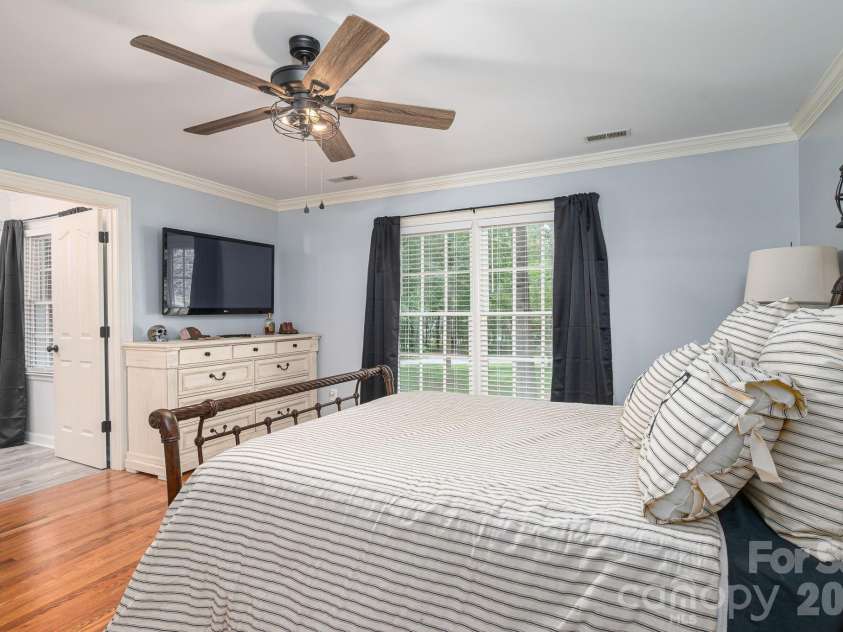 1259 Dorchester Road, Gastonia, NC 28056.  MLS# CAR4397165, YatesRealty ID 37746. 