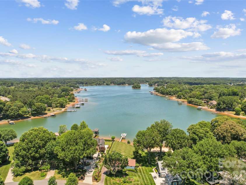 119 Heron Cove Loop, Mooresville, NC 28117.  MLS# CAR4394685, YatesRealty ID 37747. 