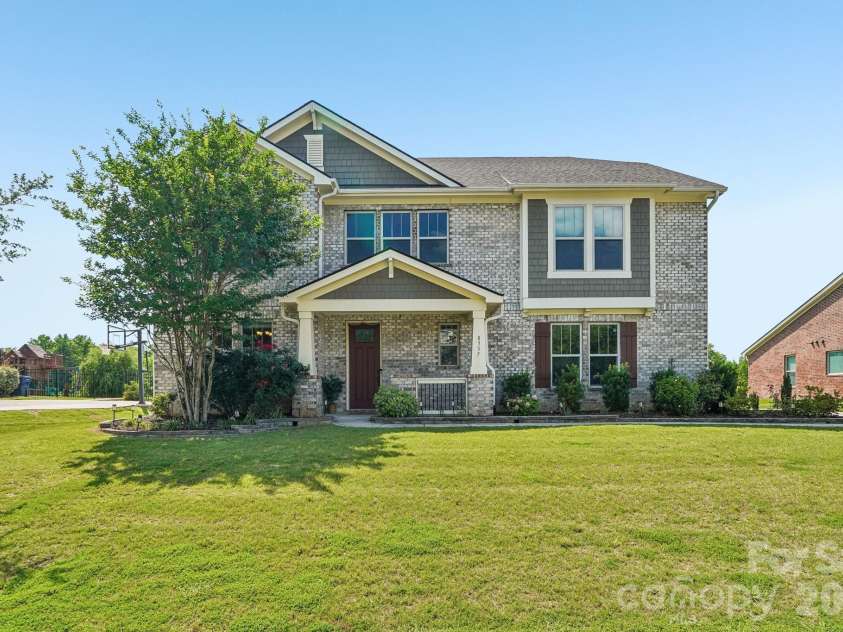 8337 Breton Way, Harrisburg, NC 28075.  MLS# CAR4397904, YatesRealty ID 37749. 