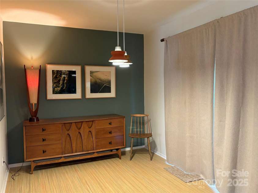 1235 Pinebrook Circle, Hendersonville, NC 28739.  MLS# CAR4309617, YatesRealty ID 3775. Dining Room