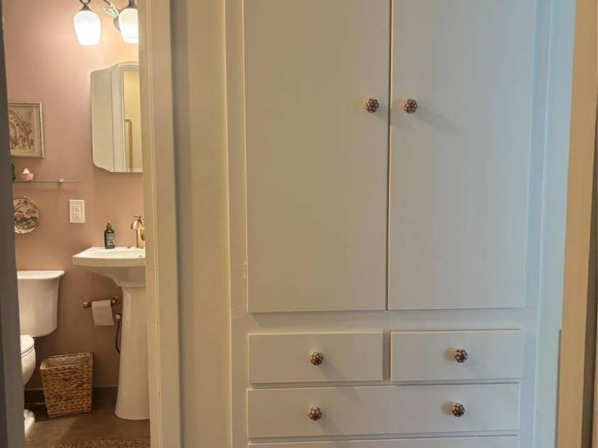 1235 Pinebrook Circle, Hendersonville, NC 28739.  MLS# CAR4309617, YatesRealty ID 3775. Hallway Cabinets