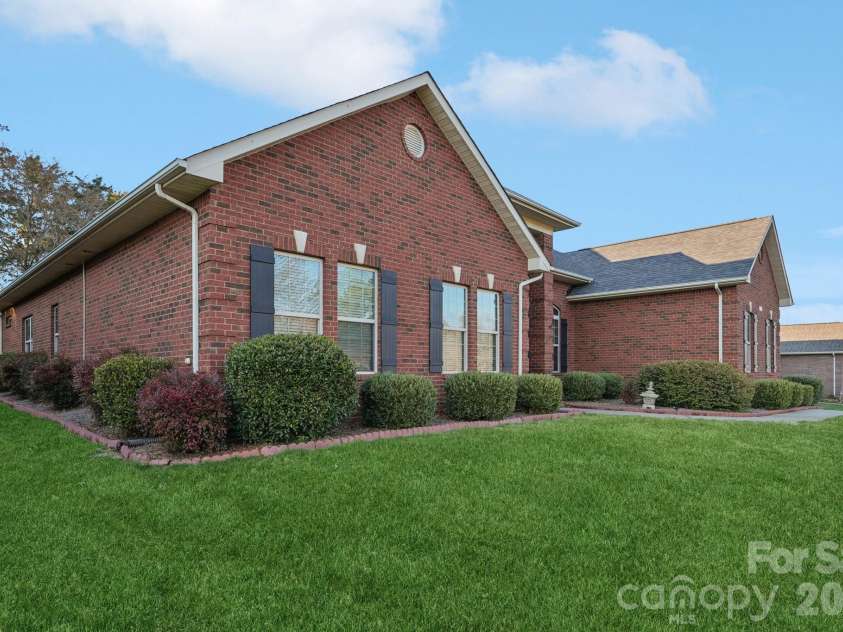 3015 Tallgrass Bluff, Rock Hill, SC 29732.  MLS# CAR4350111, YatesRealty ID 3775. 
