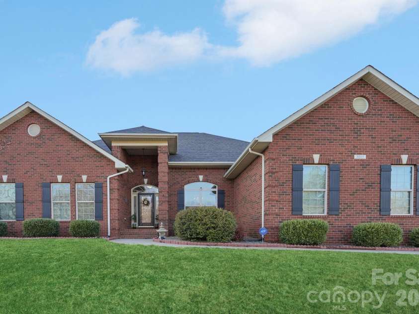 3015 Tallgrass Bluff, Rock Hill, SC 29732.  MLS# CAR4350111, YatesRealty ID 3775. 