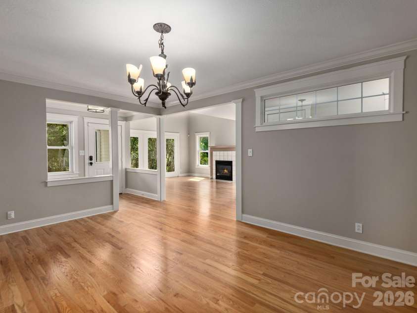 30 Apple Tree Way, Asheville, NC 28805.  MLS# CAR4396563, YatesRealty ID 37750. 