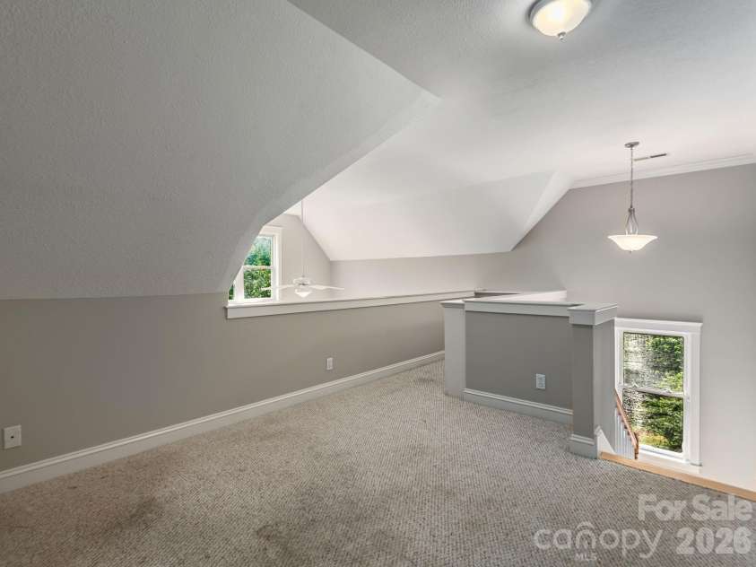 30 Apple Tree Way, Asheville, NC 28805.  MLS# CAR4396563, YatesRealty ID 37750. 