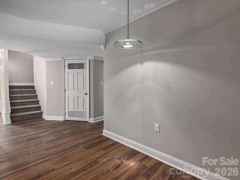 30 Apple Tree Way, Asheville, NC 28805.  MLS# CAR4396563, YatesRealty ID 37750. 
