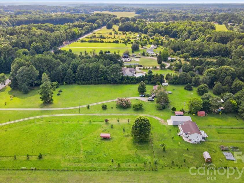 650 Daves Road, York, SC 29745.  MLS# CAR4392706, YatesRealty ID 37751. 