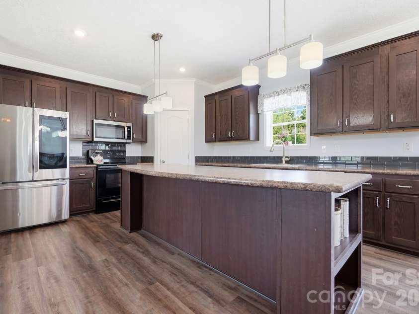 650 Daves Road, York, SC 29745.  MLS# CAR4392706, YatesRealty ID 37751. 