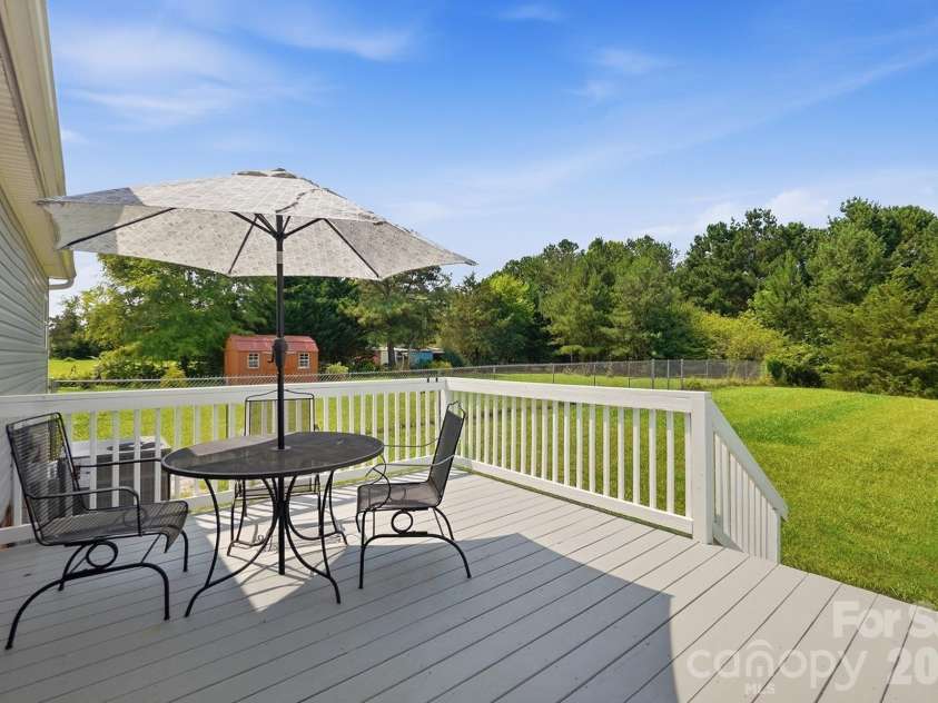 650 Daves Road, York, SC 29745.  MLS# CAR4392706, YatesRealty ID 37751. 