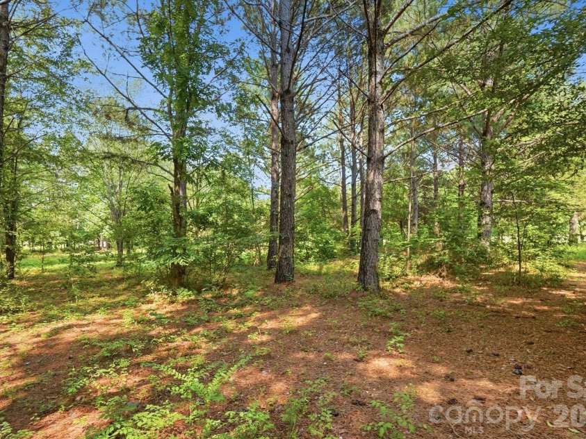 650 Daves Road, York, SC 29745.  MLS# CAR4392706, YatesRealty ID 37751. 