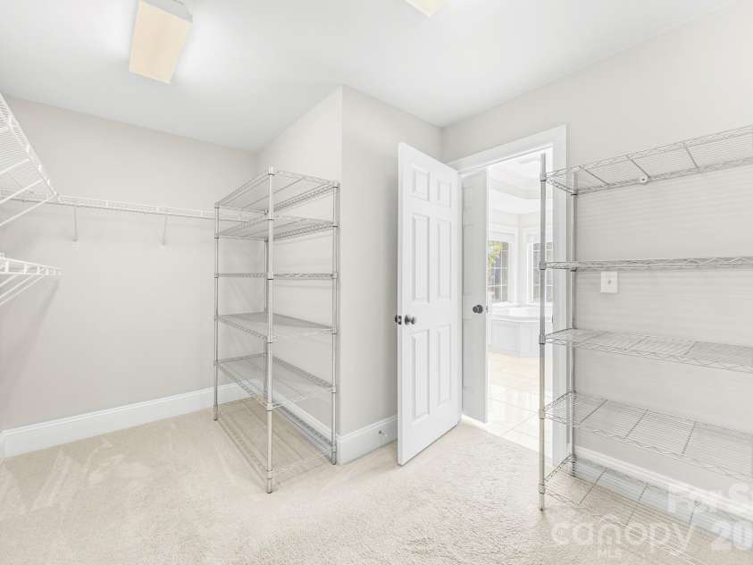 105 Mandarin Drive, Mooresville, NC 28117.  MLS# CAR4400067, YatesRealty ID 37753. Primary Closet