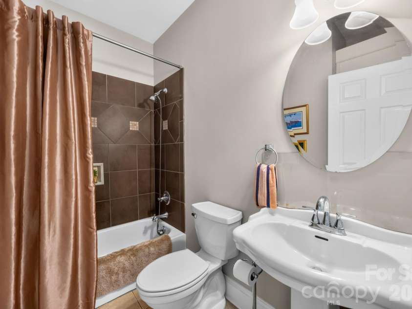 105 Mandarin Drive, Mooresville, NC 28117.  MLS# CAR4400067, YatesRealty ID 37753. Secondary Bathroom 1- Main Level