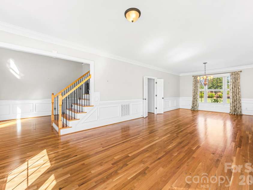 105 Mandarin Drive, Mooresville, NC 28117.  MLS# CAR4400067, YatesRealty ID 37753. Sitting and Dining Room