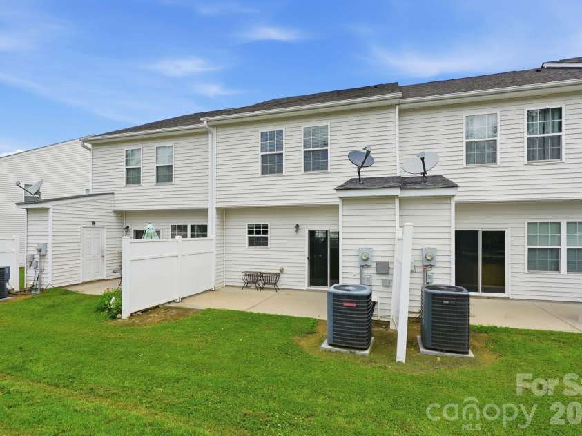 3734 Aldeburgh Road, Concord, NC 28027.  MLS# CAR4401553, YatesRealty ID 37754. 