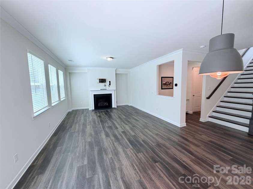 5070 Watersail Way, Lake Wylie, SC 29710.  MLS# CAR4402512, YatesRealty ID 37755. 