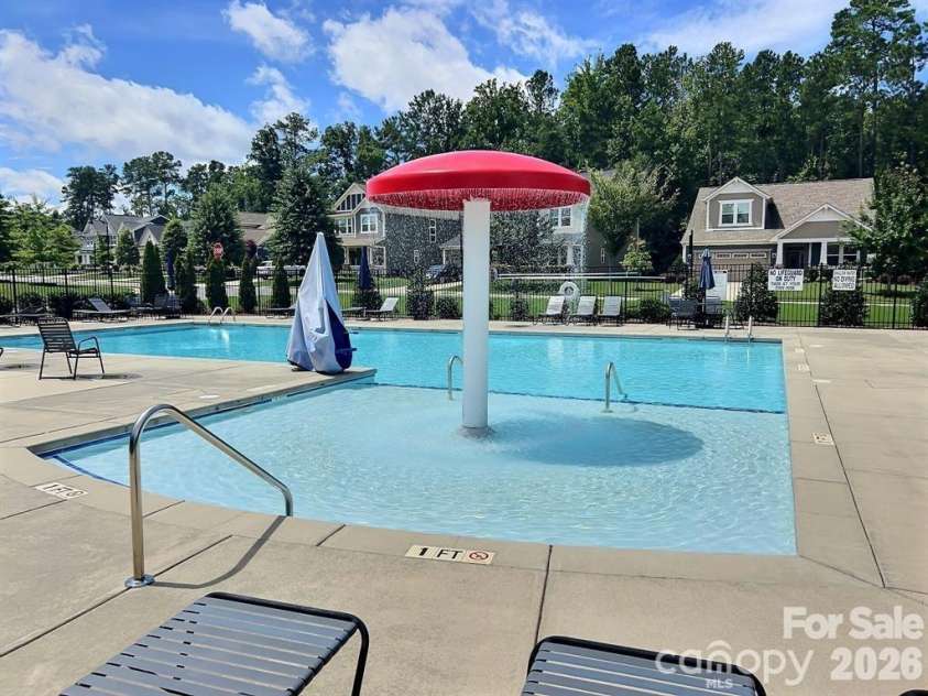 5070 Watersail Way, Lake Wylie, SC 29710.  MLS# CAR4402512, YatesRealty ID 37755. Community pool