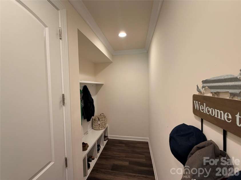 5070 Watersail Way, Lake Wylie, SC 29710.  MLS# CAR4402512, YatesRealty ID 37755. Drop Zone