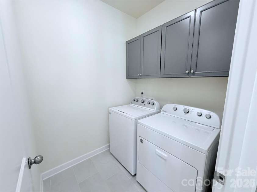 5070 Watersail Way, Lake Wylie, SC 29710.  MLS# CAR4402512, YatesRealty ID 37755. Laundry