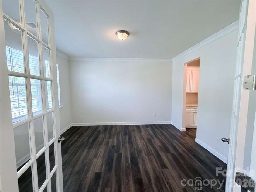 5070 Watersail Way, Lake Wylie, SC 29710.  MLS# CAR4402512, YatesRealty ID 37755. Office