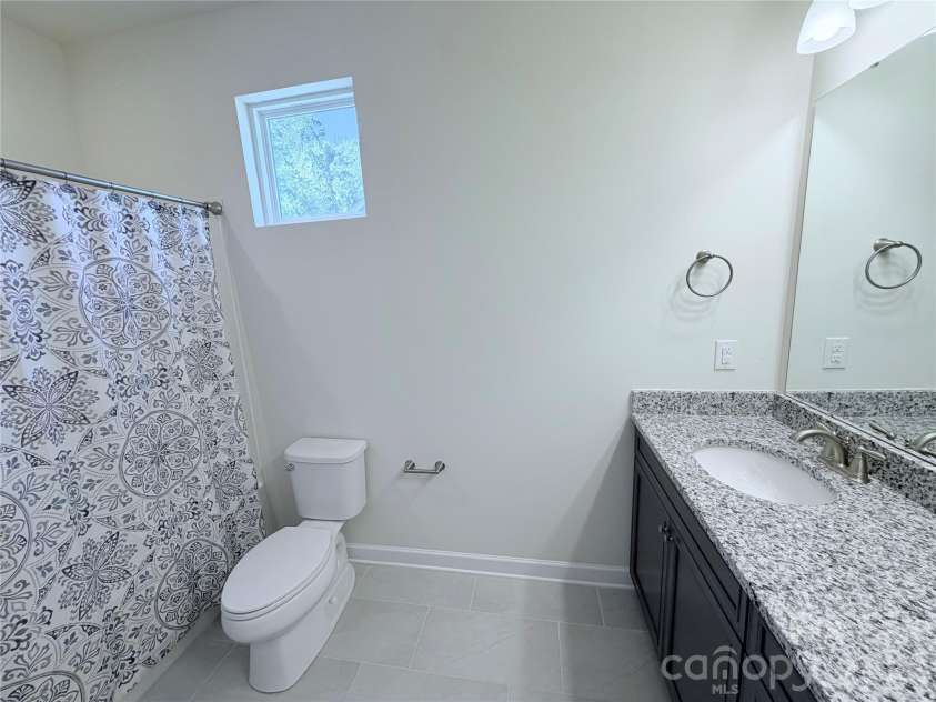 5070 Watersail Way, Lake Wylie, SC 29710.  MLS# CAR4402512, YatesRealty ID 37755. Second bathroom