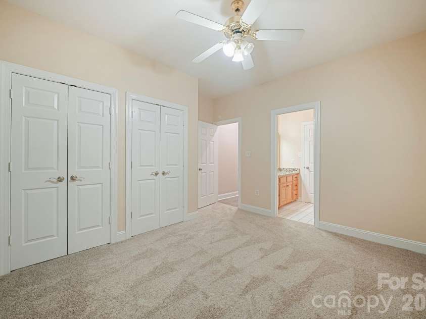4437 Shannamara Drive, Matthews, NC 28104.  MLS# CAR4402636, YatesRealty ID 37756. 