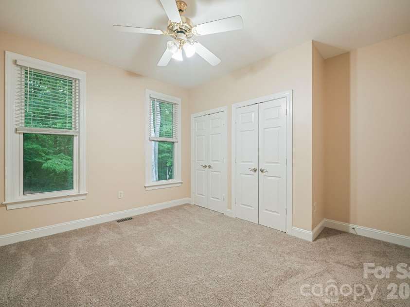 4437 Shannamara Drive, Matthews, NC 28104.  MLS# CAR4402636, YatesRealty ID 37756. 