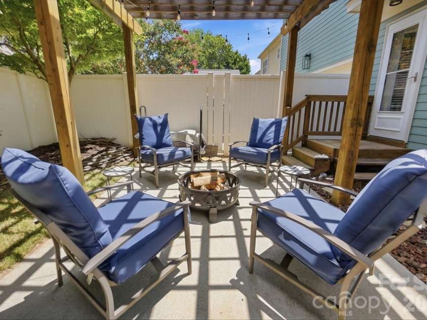 16723 Spruell Street, Huntersville, NC 28078.  MLS# CAR4400286, YatesRealty ID 37759. 