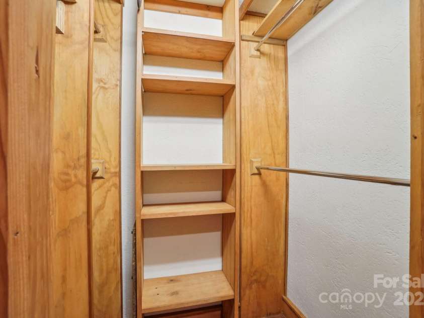 102 Knobster Way, Glenville, NC 28736.  MLS# CAR4325693, YatesRealty ID 3776. Featuring a functional closet,