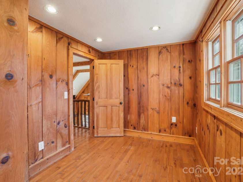 102 Knobster Way, Glenville, NC 28736.  MLS# CAR4325693, YatesRealty ID 3776. This one would make a great office area.