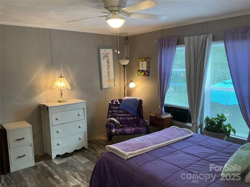 30 and 32 Skyland Circle, Asheville, NC 28804.  MLS# CAR4313510, YatesRealty ID 3776. 
