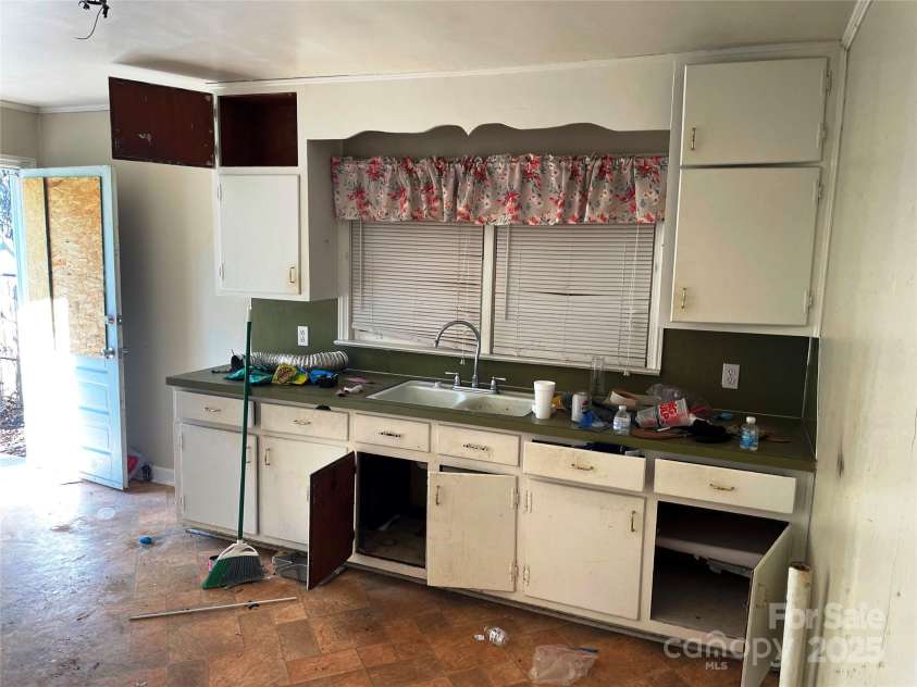 437 & 437 1/2 Hope Street, Rock Hill, SC 29730.  MLS# CAR4226933, YatesRealty ID 3776. 