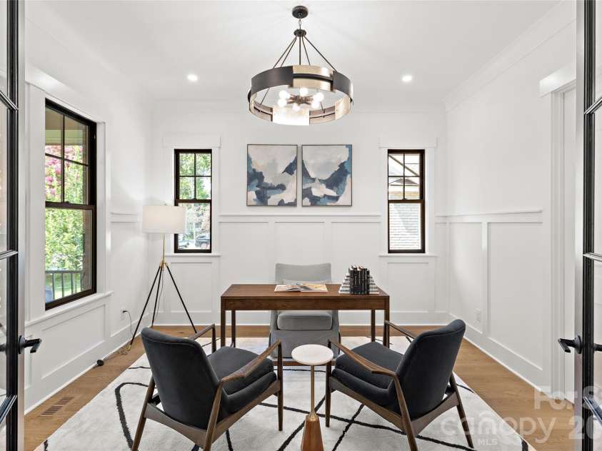 3035 Florida Avenue, Charlotte, NC 28205.  MLS# CAR4396817, YatesRealty ID 37761. 